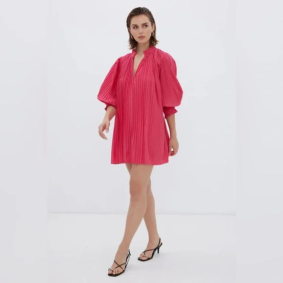NWT Sovere Oz Pleated Smock Dress - Cerise - Picture 1 of 4